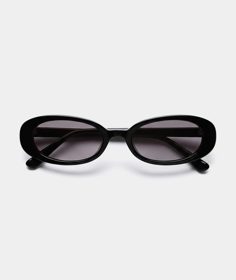 Solene sunglasses in black with gray UV400 lenses