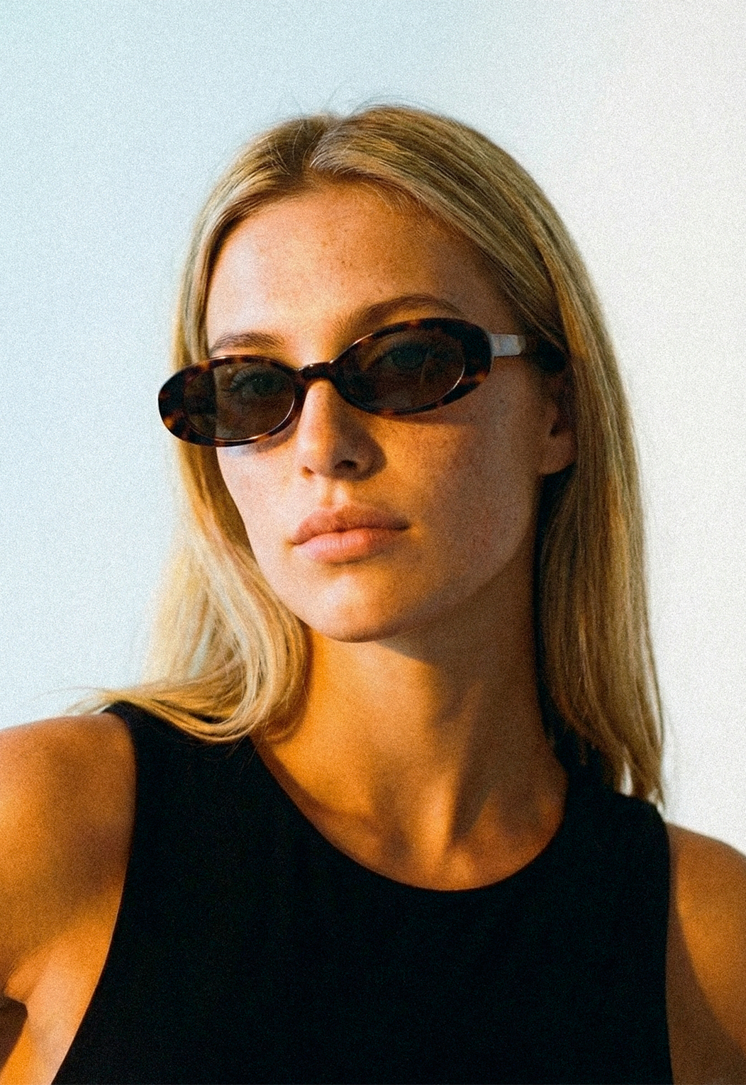 Choosing sunglasses for your face shape
